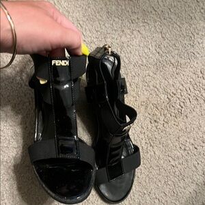 Fendi Black Sandals Sleek and Stylish